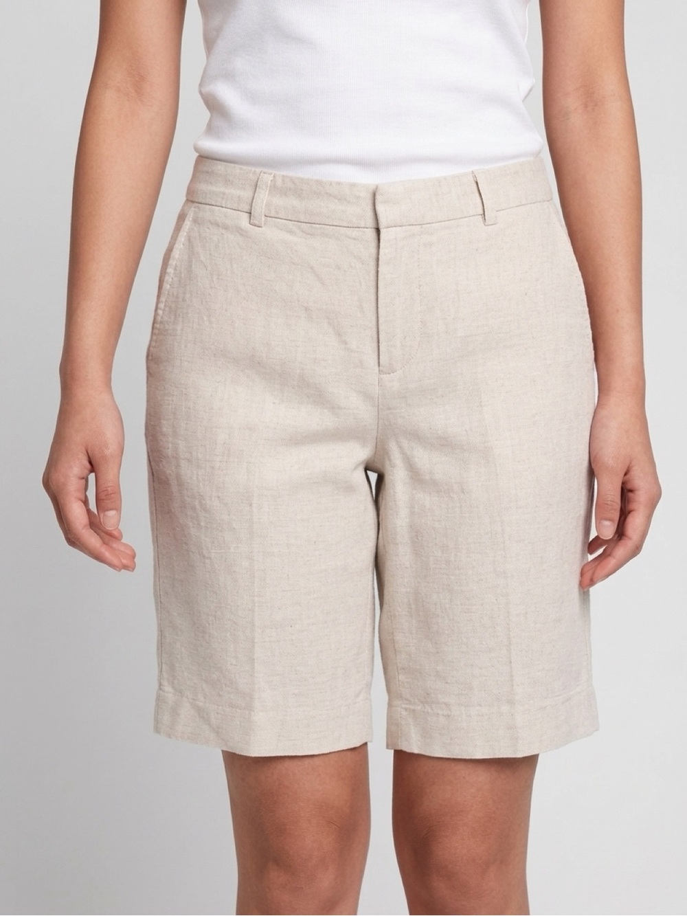 BANANA REPUBLIC Factory Linen-Blend Cream 10” Bermuda Shorts Sz 6 NWT
